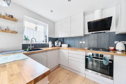 2 bedroom flat for sale, Beulah Hill, Crystal Palace, London, SE19