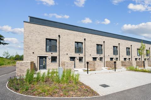 3 bedroom townhouse to rent, Maltings Wynd, Dundashill, Glasgow, G4 9BF