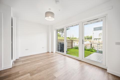 3 bedroom townhouse to rent, Maltings Wynd, Dundashill, Glasgow, G4 9BF