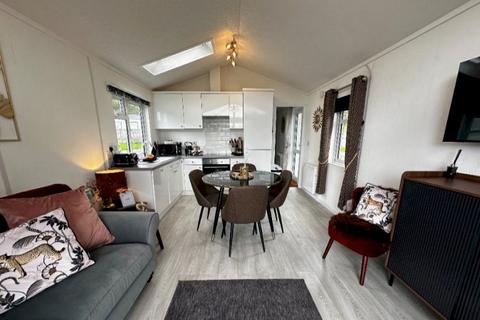 undefined, Two Bed Private Sale Stately Albion Salisbury (38x12) 2015 Woodlands Lodge Retreat, New Quay SA45