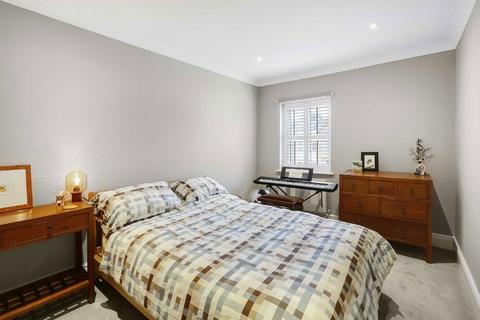 6 Herons Place, Isleworth, TW7 7BE