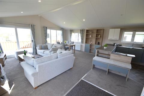 undefined, Willerby Clearwater, Seven Oaks Holiday Home Park, Crew Green, Shrewsbury, SY5 9BU
