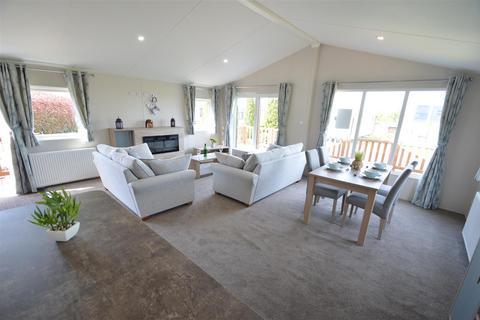 undefined, Willerby Clearwater, Seven Oaks Holiday Home Park, Crew Green, Shrewsbury, SY5 9BU