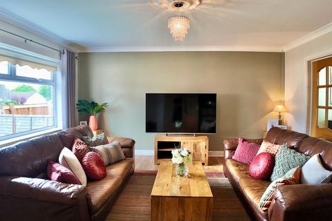 3 Castle Fields, Rhymney, Tredegar, NP22 5NJ