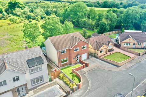 3 Castle Fields, Rhymney, Tredegar, NP22 5NJ