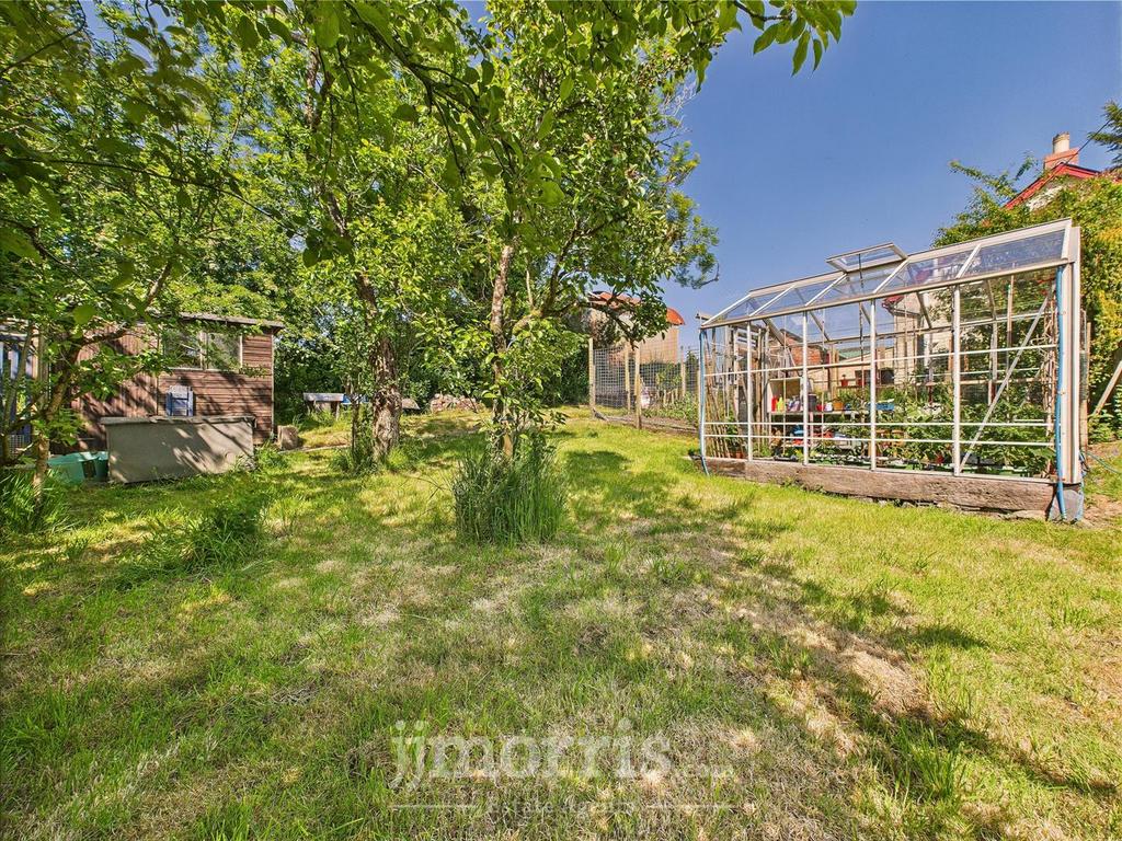 CAM05297 G0-PR0050-STILL038.jpg