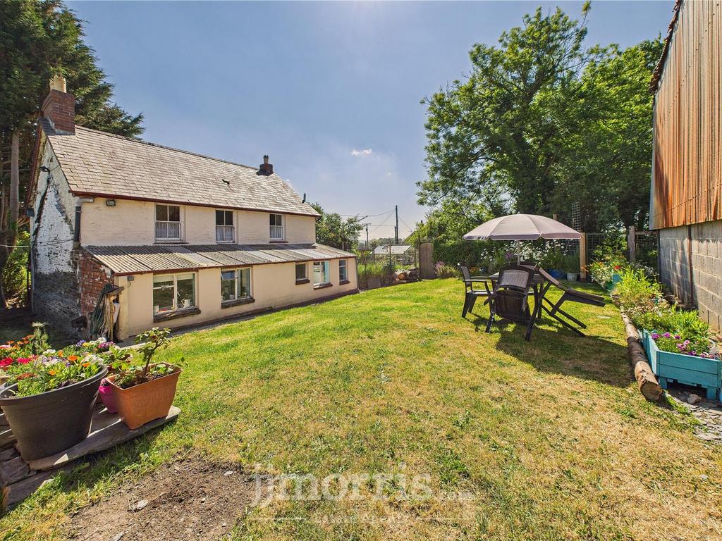 CAM05297 G0-PR0050-STILL041.jpg