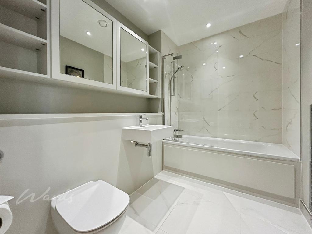 Family bathroom