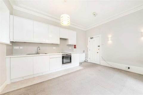 Studio to rent, Pepys Road, London SE14