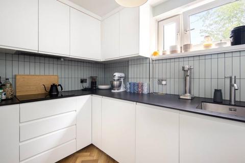 22 Old Market Square, London, E2 7PQ