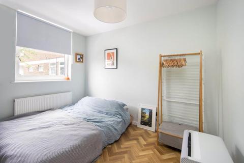 22 Old Market Square, London, E2 7PQ