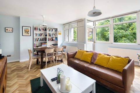 22 Old Market Square, London, E2 7PQ
