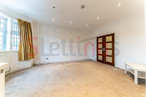 2 bedroom flat for sale, Edgware, HA8