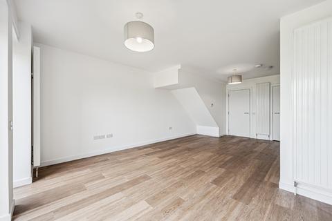 3 bedroom townhouse to rent, Maltings Wynd, Dundashill, Glasgow, G4 9BF
