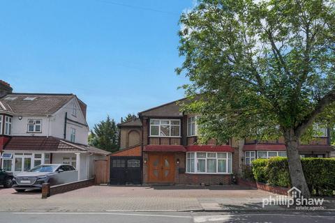 4 bedroom semi-detached house for sale, Draycott Avenue, Harrow, HA3