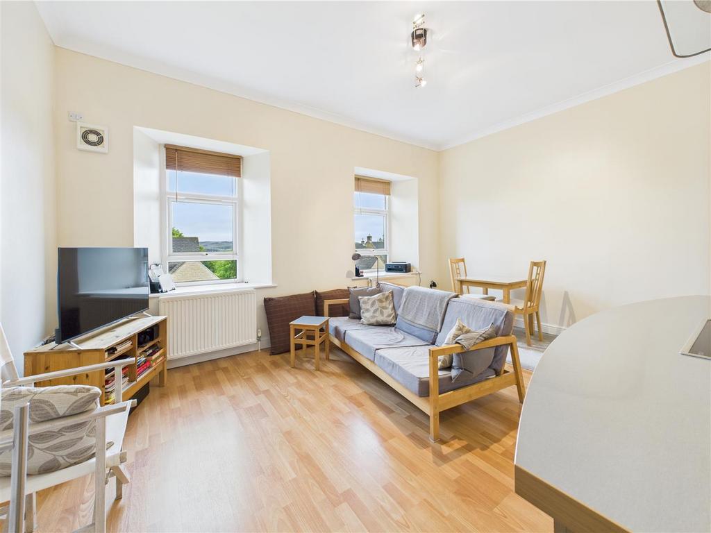 CAM04279 G0-PR0122-STILL017.jpg