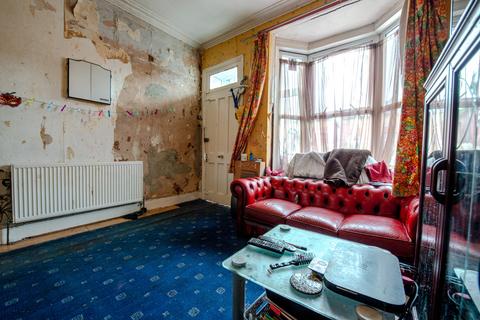 2 bedroom semi-detached house for sale, Putney Road, Birmingham B20
