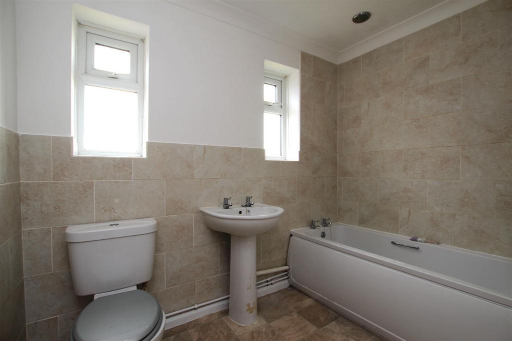 Bathroom.JPG