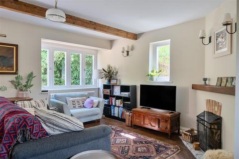 58 Lackford Road, Chipstead, Coulsdon, CR5 3TA