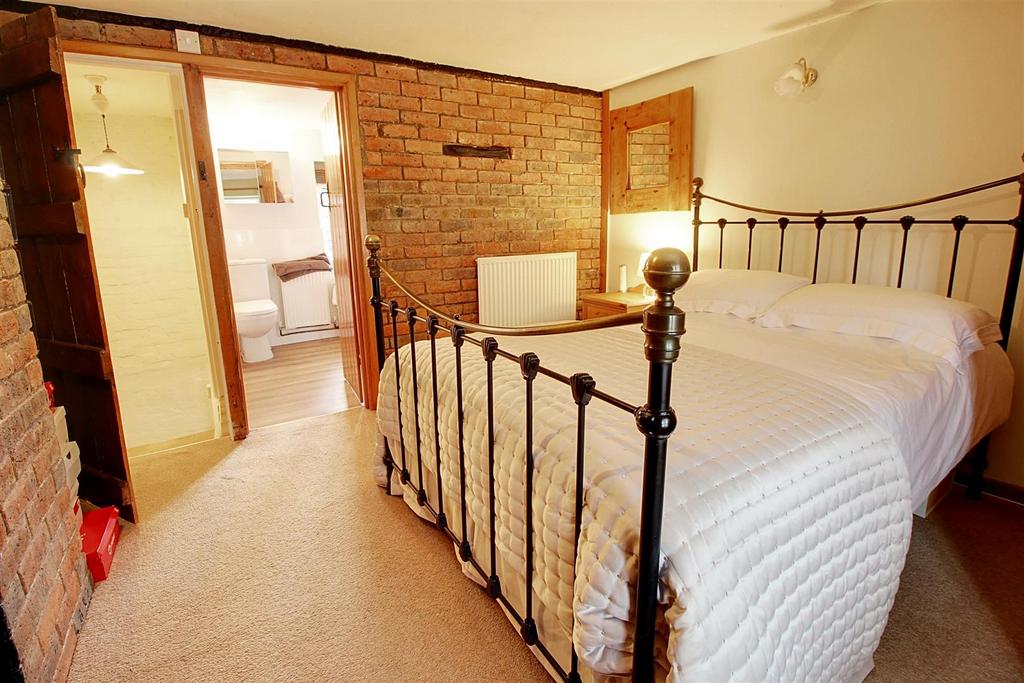 IMG 1125-IMG 1127.jpg