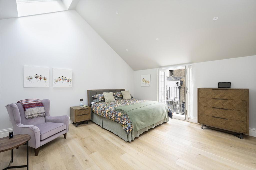 Principal Bedroom