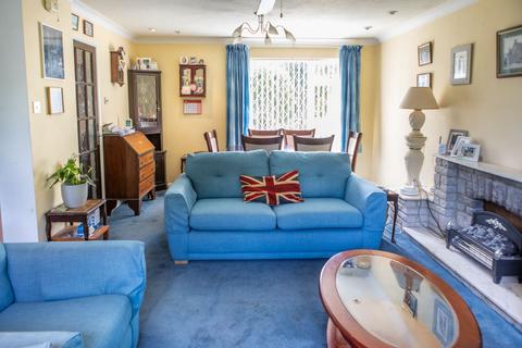1 Cranbrook Drive, Maidenhead, SL6 6SA