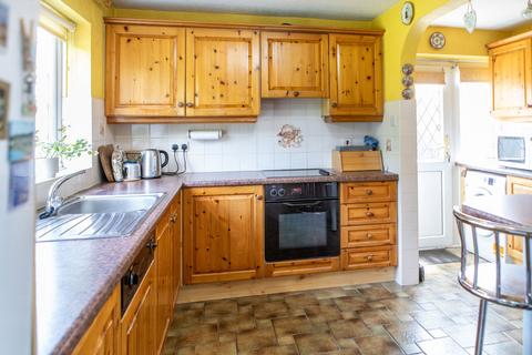 1 Cranbrook Drive, Maidenhead, SL6 6SA