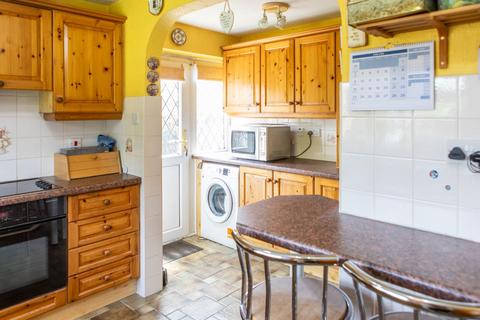1 Cranbrook Drive, Maidenhead, SL6 6SA