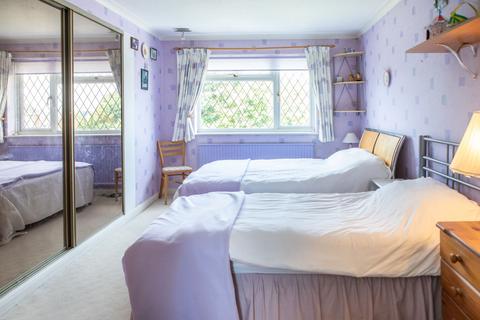 1 Cranbrook Drive, Maidenhead, SL6 6SA