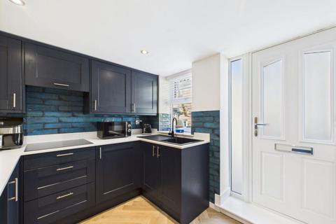 1 bedroom apartment for sale, 2a Horse Road, Whitby