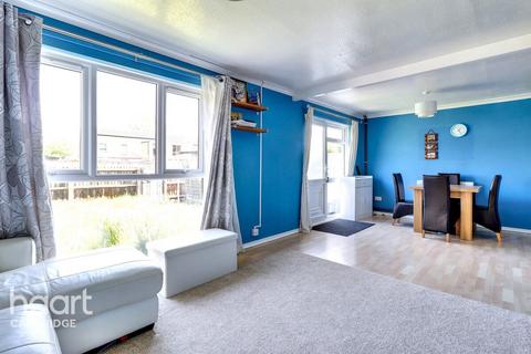 3 bedroom terraced house for sale, Lisle Walk, Cambridge