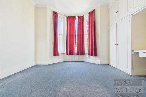 Flat 1, 3 Anglesea Terrace, St Leonards-on-sea, TN38 0QS