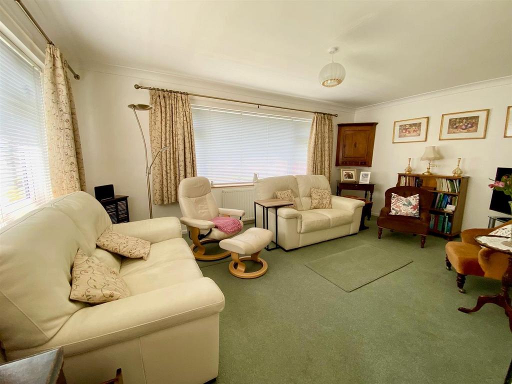 Living Room.jpg