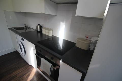 1 bedroom flat to rent, Flat 1, 30 Clarendon Road, LS2 9NZ