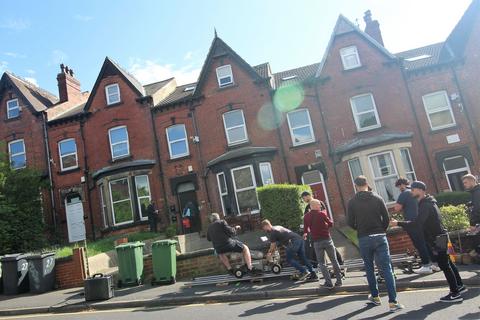 1 bedroom house to rent, 27 Kelso Road