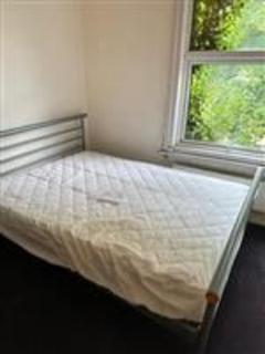Studio to rent, Flat 3, 26 Kelso Road, LS2 9PR