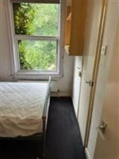 Studio to rent, Flat 3, 26 Kelso Road, LS2 9PR