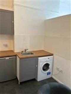 Studio to rent, Flat 1, 26 Kelso Road, LS2 9PR