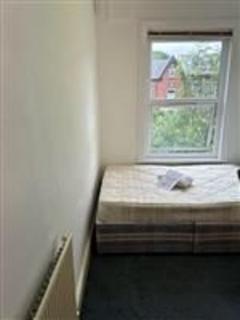 6 bedroom house to rent, 25 Kelso Road, LS2 9PR
