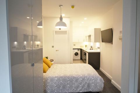 Flat 1C, 22 Kelso Road, LS2 9PR