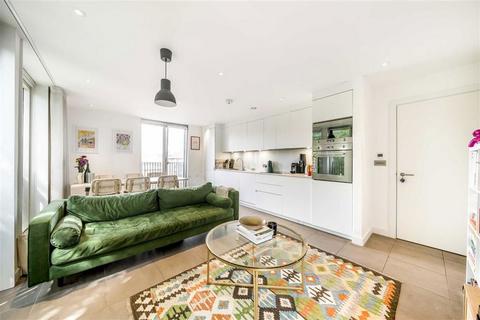 2 bedroom flat for sale, Cambridge Heath Road, London E2
