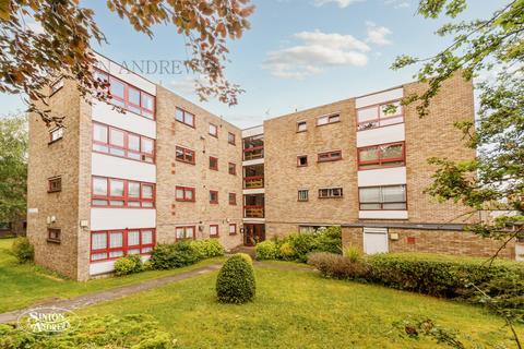 1 bedroom flat for sale, Frobisher Court, Cleveland Road, Ealing, W13