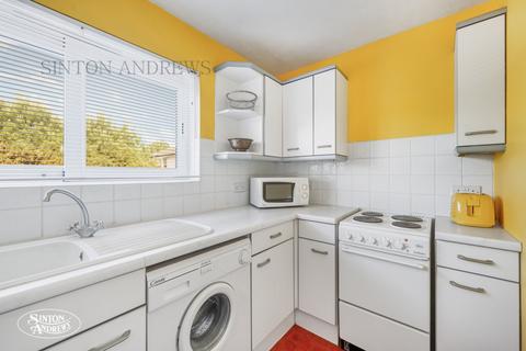 1 bedroom flat for sale, Frobisher Court, Cleveland Road, Ealing, W13