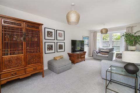 20 Glen Drive, Dinnington, Newcastle Upon Tyne, NE13 7FE