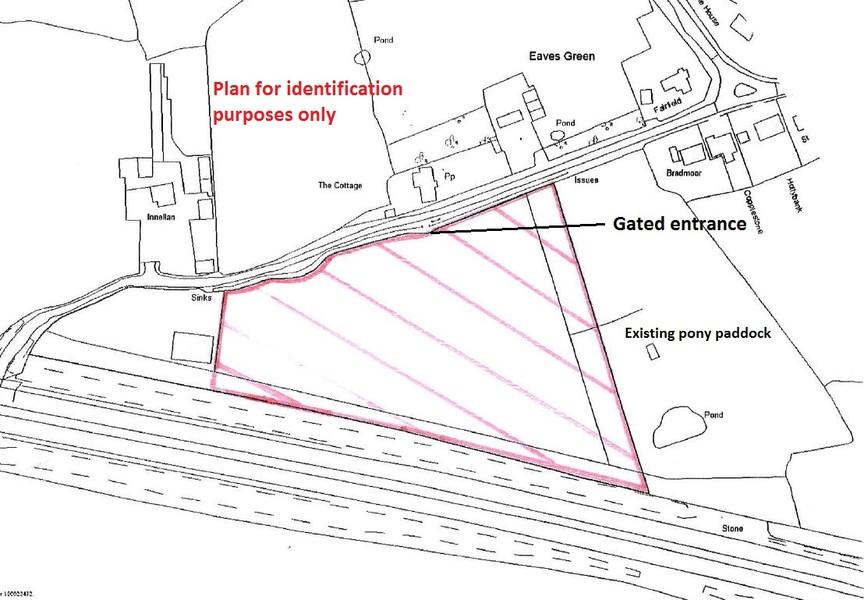 Paddock Land, Eaves Green Lane, Meriden, CV7 7JL Land £20,000