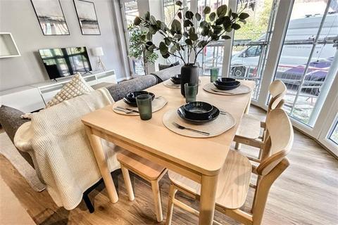 2 bedroom flat for sale, Bournemouth