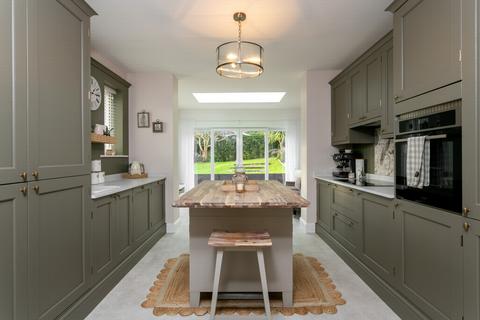 Allington Barrack Hill, Hythe, CT21 4BY