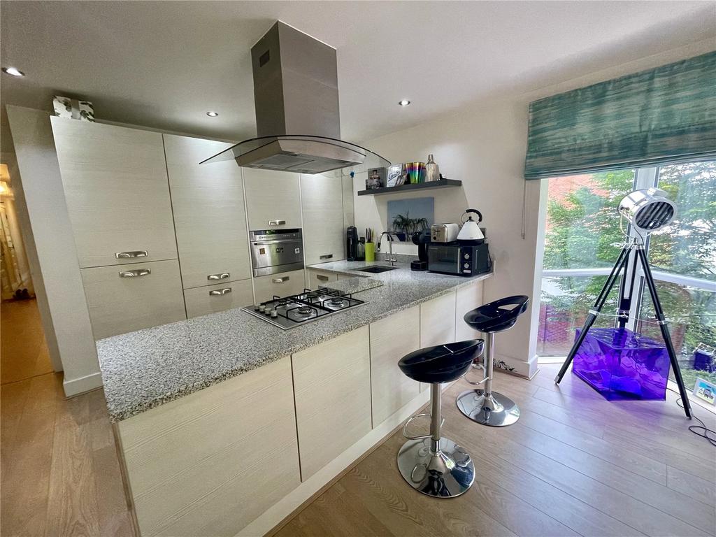Kitchen/Dining