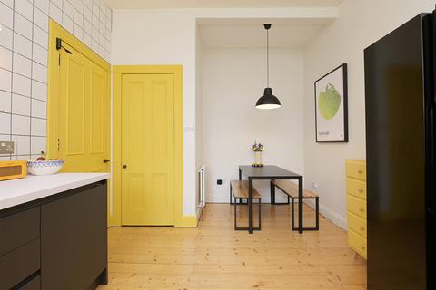 18 Ryehill Grove, Edinburgh, EH6 8ET