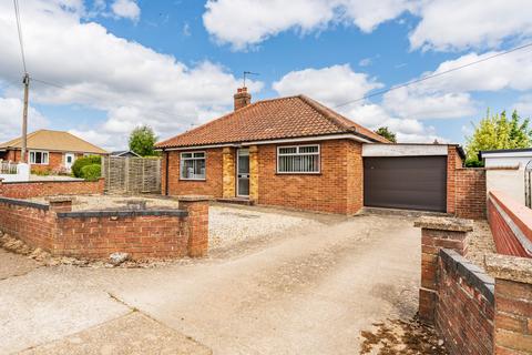 2 bedroom detached bungalow for sale, Swanton Close, Dereham